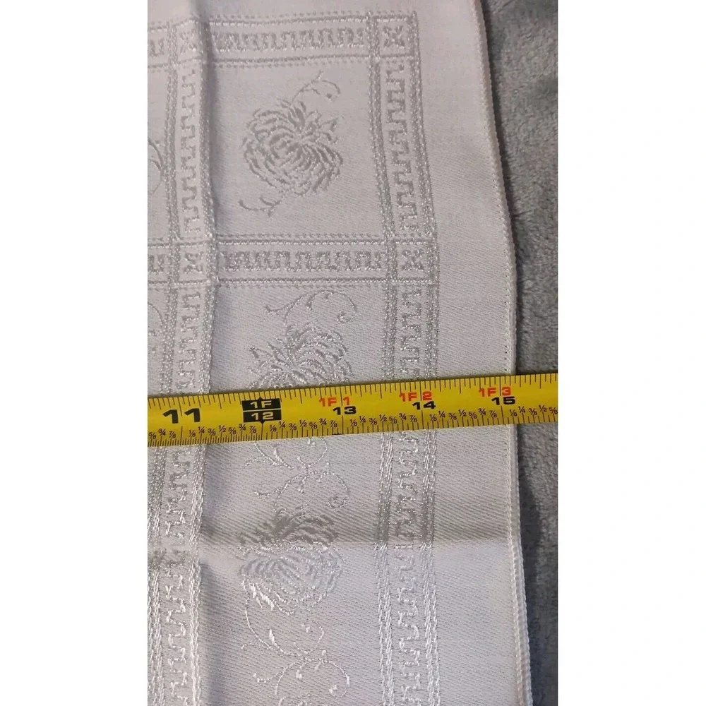 6 Vtg Damask Cloth Dinner Napkins 15‎ Inch Floral Never Used Lotus Clover Flower